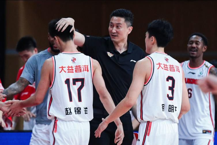 一边亲一边摸下奶的韩剧七个女人
